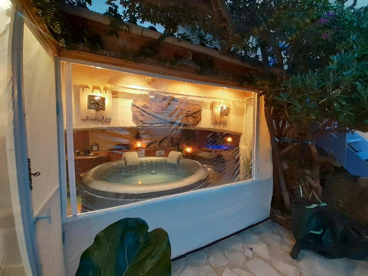 Nouveau ! Chambre D'Hote Insolite Privee " Coeurs De Pirates A Bali En Provence" Spa Sauna Massages Dans Cadre Exotique D'Amenagements Exterieurs D'Exception Ete Comme Hiver Bienvenue !!! Кавалере-сюр-Мер Екстериор снимка