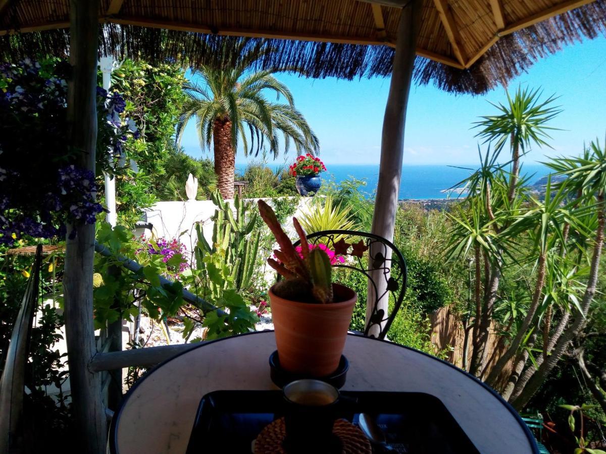 Nouveau ! Chambre D'Hote Insolite Privee " Coeurs De Pirates A Bali En Provence" Spa Sauna Massages Dans Cadre Exotique D'Amenagements Exterieurs D'Exception Ete Comme Hiver Bienvenue !!! Кавалере-сюр-Мер Екстериор снимка