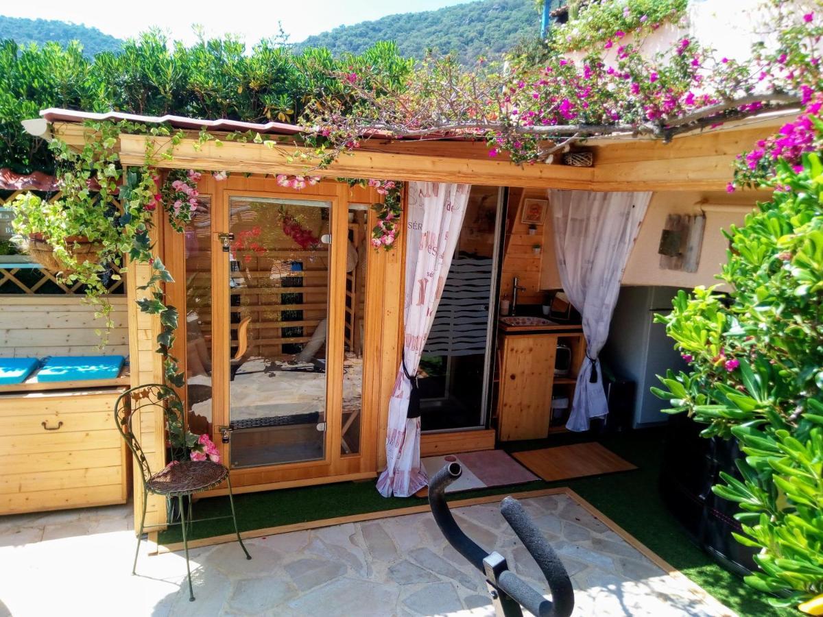 Nouveau ! Chambre D'Hote Insolite Privee " Coeurs De Pirates A Bali En Provence" Spa Sauna Massages Dans Cadre Exotique D'Amenagements Exterieurs D'Exception Ete Comme Hiver Bienvenue !!! Кавалере-сюр-Мер Екстериор снимка